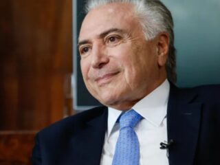 Temer assina projeto de lei para privatizar Eletrobras