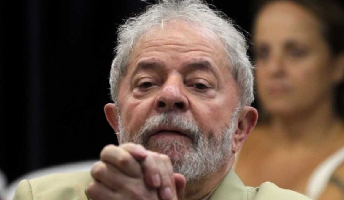 Lula 'comentará' jogos da Copa do Mundo em TV pública