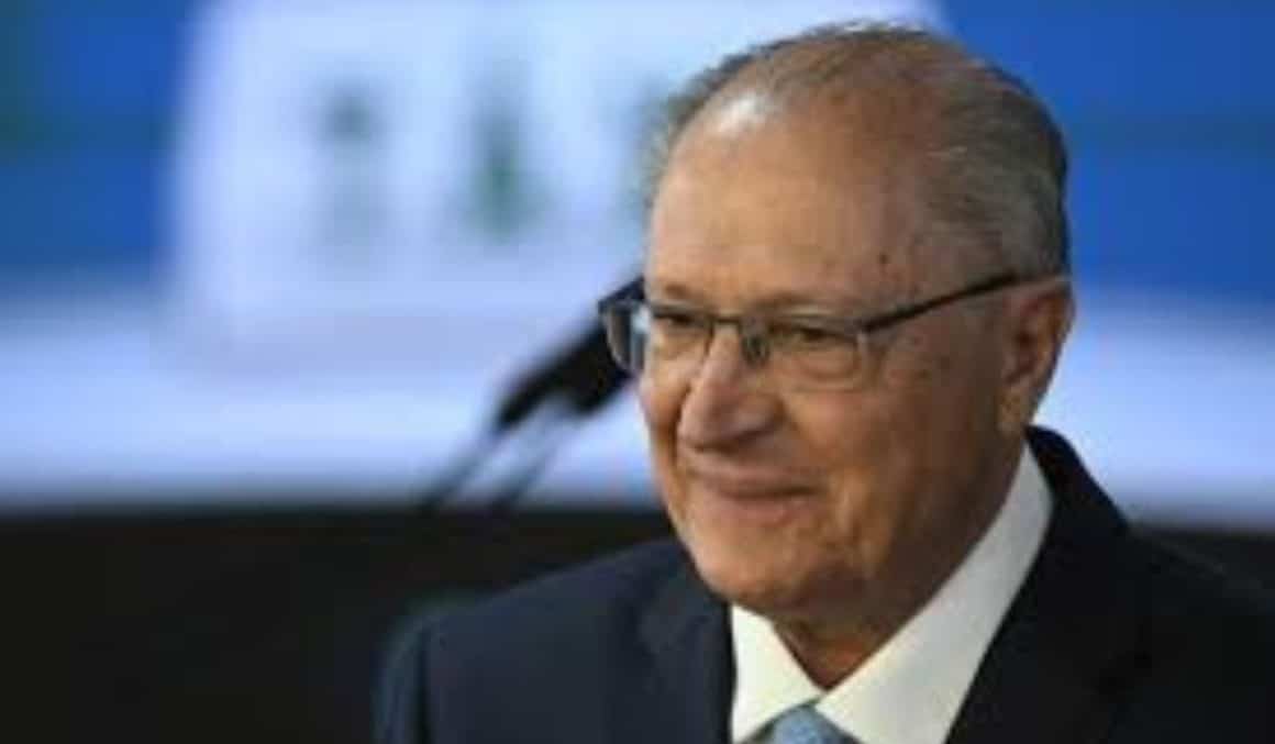 Plataforma econômica de Alckmin propõe abertura comercial gradual