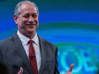 Ciro sinaliza apoio a Haddad: 'Luto contra o fascismo'