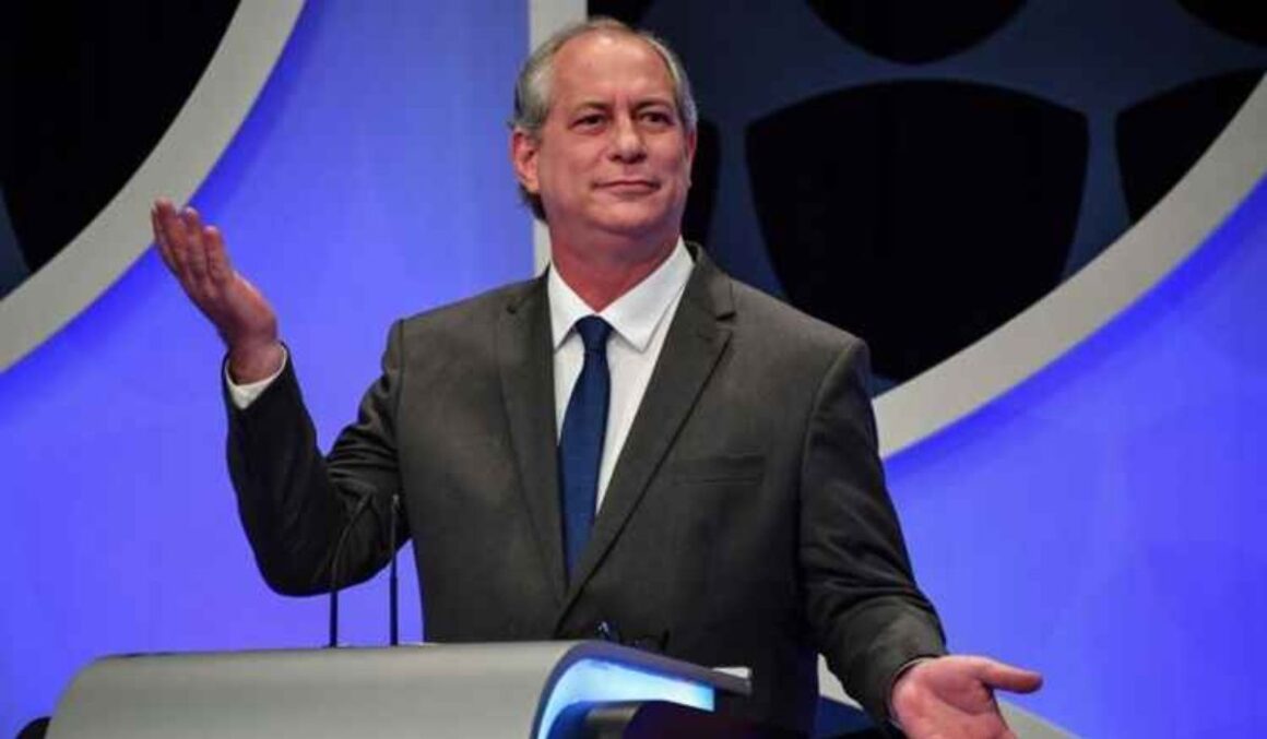 Após manifestações #elenão por todo o Brasil, Ciro diz que mulheres vão salvar o país de Bolsonaro