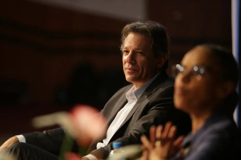 Haddad diz que vai dar apoio à Lava Jato e não vai colocar 'sujeira debaixo do tapete'