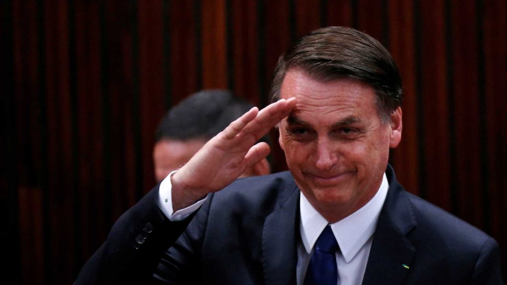 Bolsonaro elogia decisão que barrou soltura de Lula