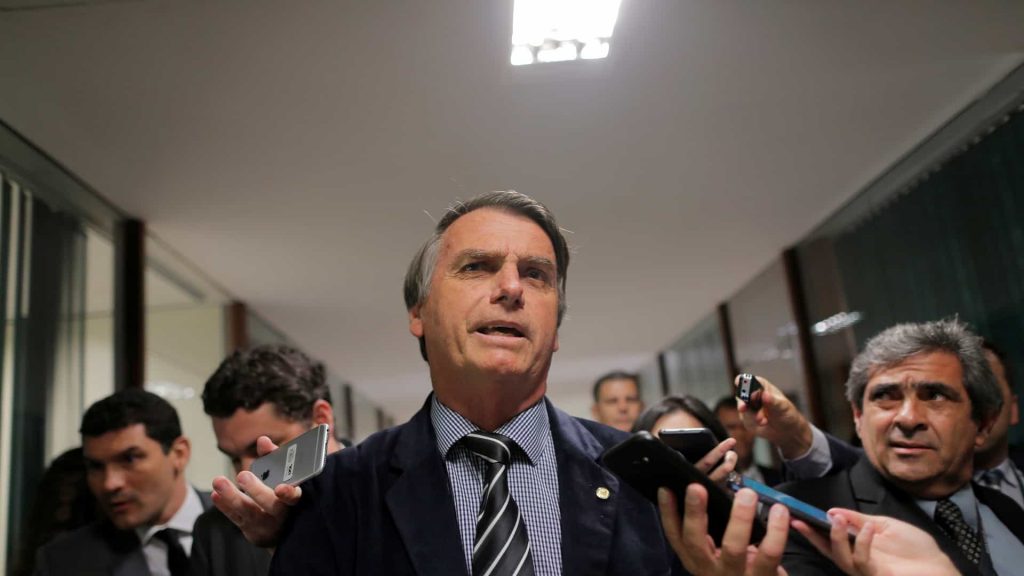 Projeto que livra partidos de multa segue para sanção de Bolsonaro