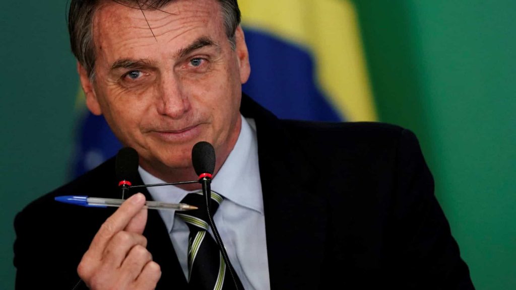 ‘Quem for para lá, vai por amor’, diz Bolsonaro sobre novo partido