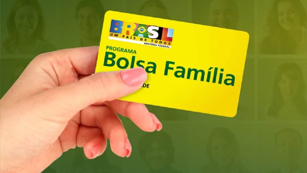 Pagamento do 13º do Bolsa Família está garantido, diz porta-voz