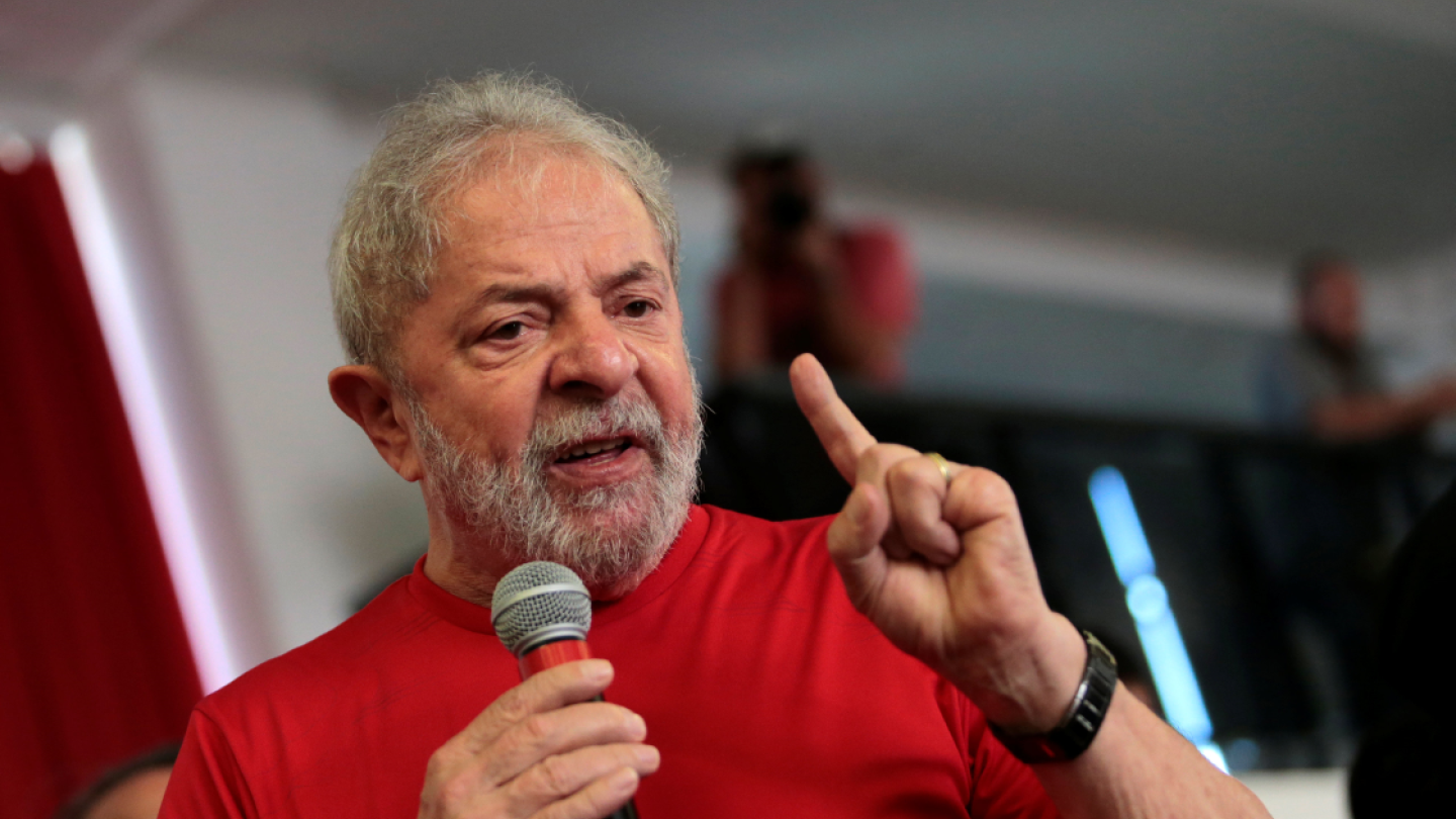 Ex-presidente Lula Furioso e Veloz, muito veloz no ataque