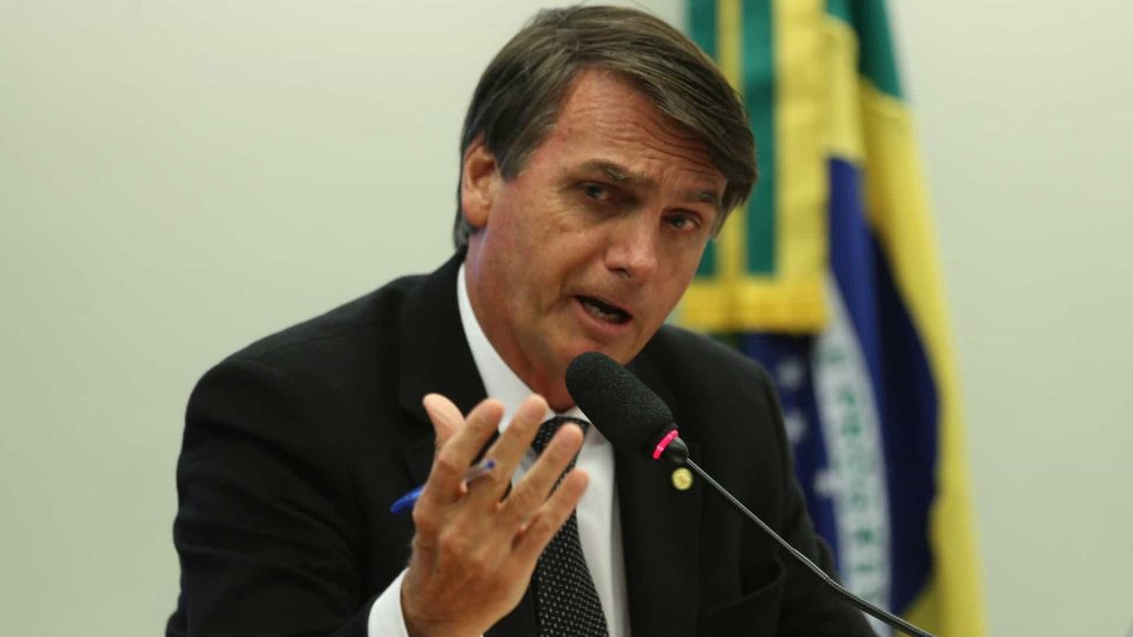 Bolsonaro desistiu de príncipe como vice por achar que ele é gay