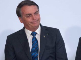 Governo Bolsonaro publica portaria que zera reajuste do Piso do Magistério em 2021