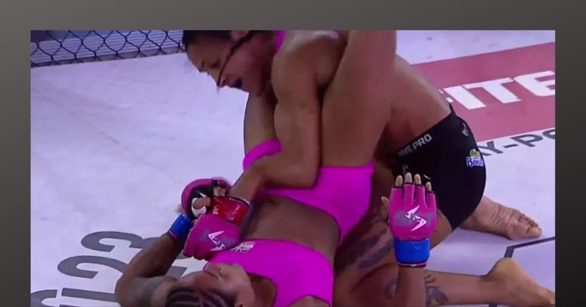 Brasileira Sidy Rocha fratura o braço durante luta e não percebe. Imagens Fortes