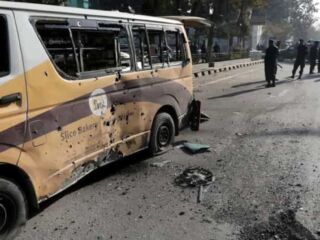 Ataque com mísseis em Cabul deixa ao menos dez civis mortos