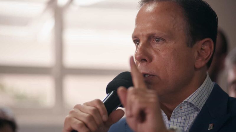 Doria pagará R$ 1.000 ao ano a alunos do ensino médio para mantê-los na escola