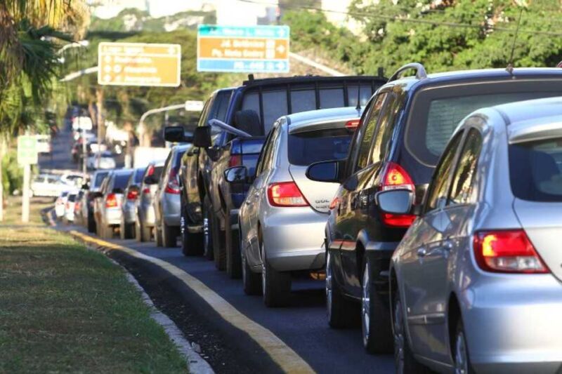 Descontos de IPVA para finais de placa 02 à 32 irão até terça-feira, 26