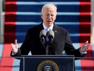 Biden assume presidência americana prometendo mudanças