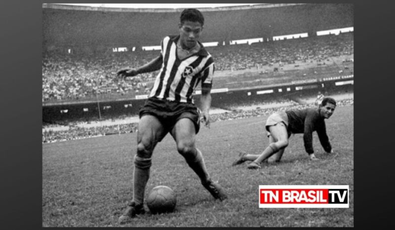 Há 38 anos morria Mané Garrincha, o gênio das pernas tortas.