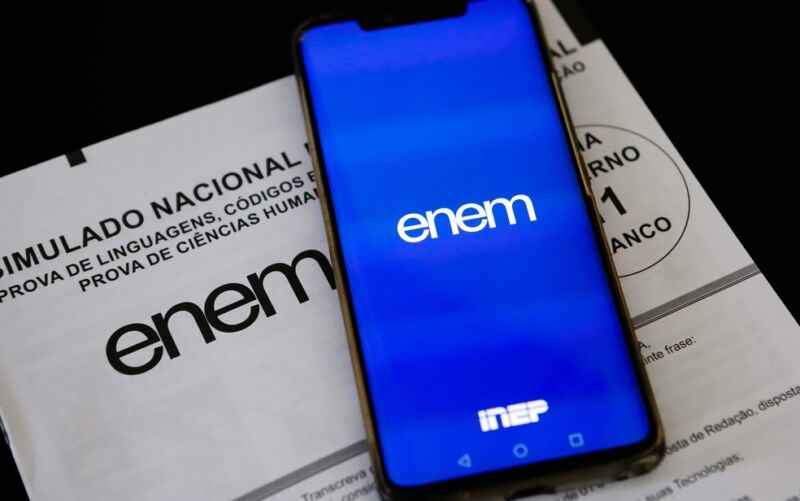 Primeira edição do Enem digital começa a ser aplicada nesse domingo (31)