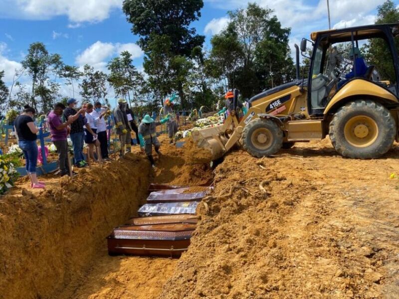 Com aumento no número de enterros, Manaus usará gavetas e câmaras frias para evitar valas coletivas