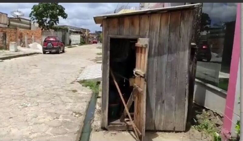 Idoso que vivia com ratos em um barracão é resgatado por funcionários no Pará