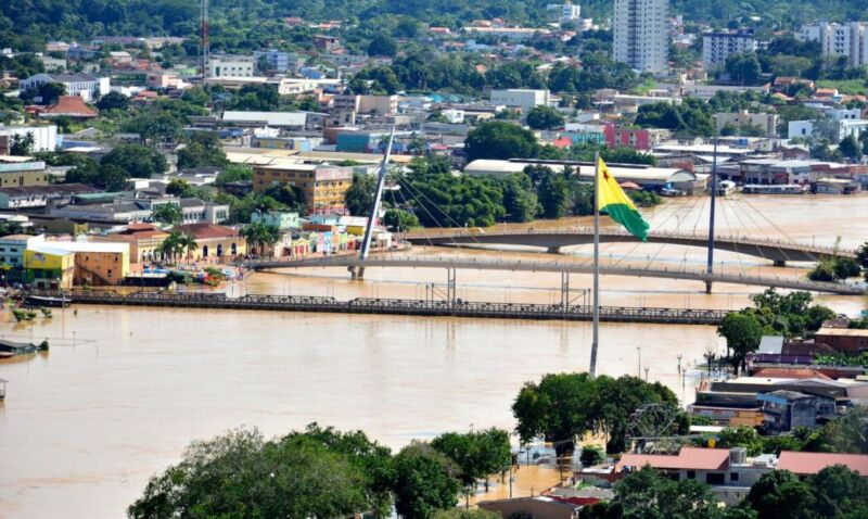 Na tentativa de evitar um colapso na saúde, Acre decreta bandeira vermelha