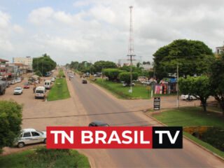 Fortes chuvas atingem a cidade de Tailândia (PA) gerando alagamentos.