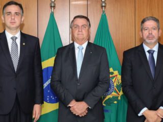 Bolsonaro inclui pauta de costumes, benefícios a militares e propostas sobre armas em lista de prioridades entregue ao Congresso