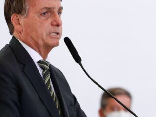 Bolsonaro negocia ida para o Patriotas e Aliança pelo Brasil tenta acelerar assinaturas