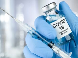Tailândia: Profissionais da saúde e faixas etárias prioritárias, terão imunização contra Covid-19, concluída