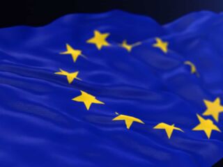UE pretende levantar 800 bilhões de euros para fundo de recuperação até 2026