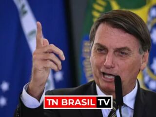 "Se depender do governo, Copa América será realizada no Brasil", diz Bolsonaro