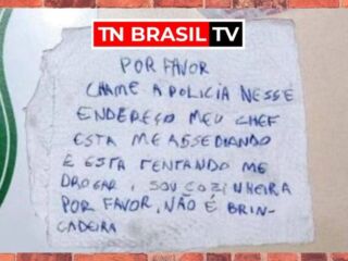 Após ser assediada, funcionária pede socorro em um guardanapo de lanche