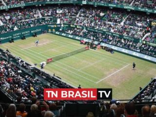 Canadense de 20 anos elimina Federer do ATP 500 de Halle