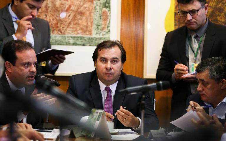 Por unanimidade, DEM expulsa Rodrigo Maia do partido