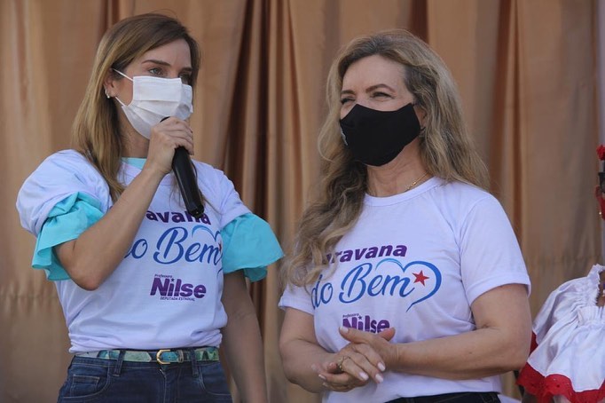 Daniela Barbalho e Deputada Nilse Pinheiro na ação Caravana do Bem