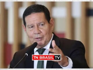 Vice-presidente Hamilton Mourão, é aconselhado por aliados a renunciar