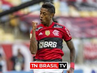 Com direito a 3 gols de Bruno Henrique, Flamengo goleia o São Paulo por 5X1