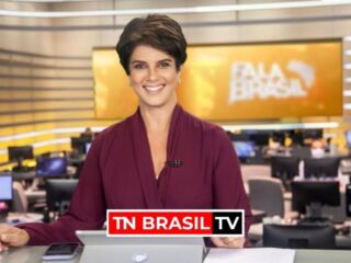 Jornalista Mariana Godoy é atacada após chamar a live de Jair Bolsonaro de “bizarra”