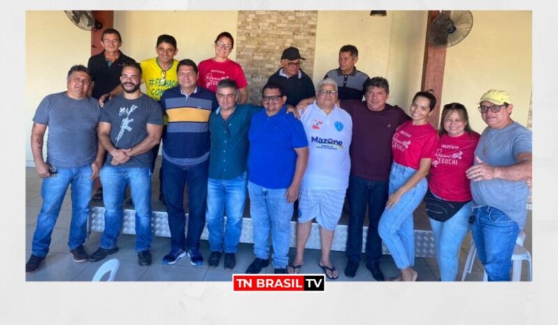 Delegado Eguchi em reunião com lideranças políticas em Goianésia do Pará.