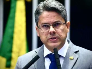 Se Bolsonaro tentar GOLPE "SERÁ PRESO" diz Alessandro Vieira