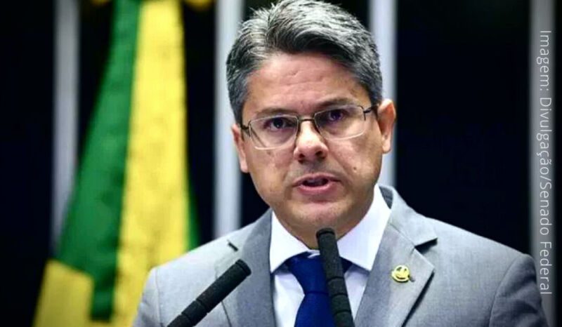 Se Bolsonaro tentar GOLPE "SERÁ PRESO" diz Alessandro Vieira