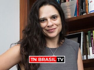 "um grande erro", disse a deputada Janaina Paschoal, sobre Bolsonaro ter se aproximado do Centrão.