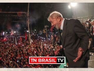 'Nunca tive tanta vontade de ser presidente' - disse o ex-presidente Lula em sua rede social.