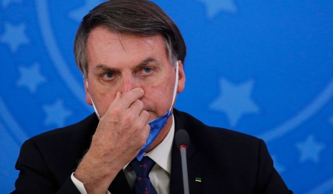 Datafolha: Brasileiros dizem que Bolsonaro deve sofrer impeachment caso desobedeça a Justiça.