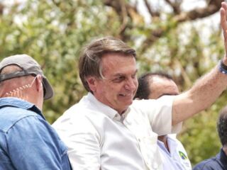 "A voz do povo é a voz de Deus" diz Bolsonaro durante o lançamento do Edital de Construção do Ramal de Salgado