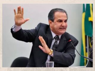 Silas Malafaia promete expor dois ministros do governo Bolsonaro - "Será um verdadeiro arrasa-quarteirão".