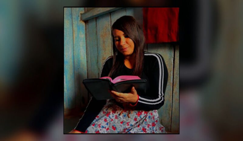 Dayara Silva cantora gospel do Distrito Palmares e o sonho de gravar seu 1° clipe