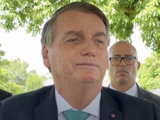 O presidente Jair Bolsonaro afirmou que vai rebater o semipresidencialismo fora das "4 linhas".