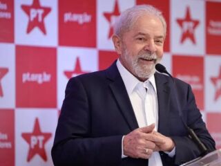 Lula Lidera pesquisa com 43%, presidente Bolsonaro segue atrás com 25%.