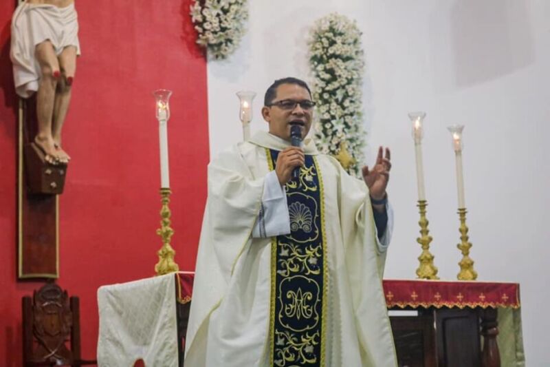 Padre Francisco Messias, de Tailândia, sofre acidente na Vila Bacuriteua em Moju