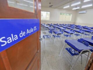 Alunos concluintes do 3º ano do Ensino Médio receberão R$500,00.