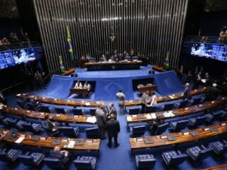 Congresso mostra quem manda, derruba veto e FUNDÃO ELEITORAL poderá ser de 5,7 BILHÕES